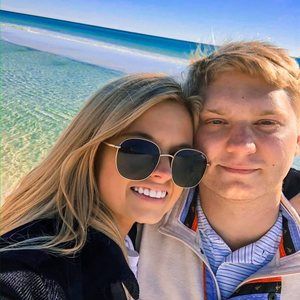 Meet your Posher, Annie